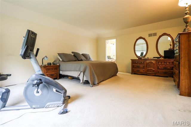 1341 Montevale Court, Fenton, MO 63026