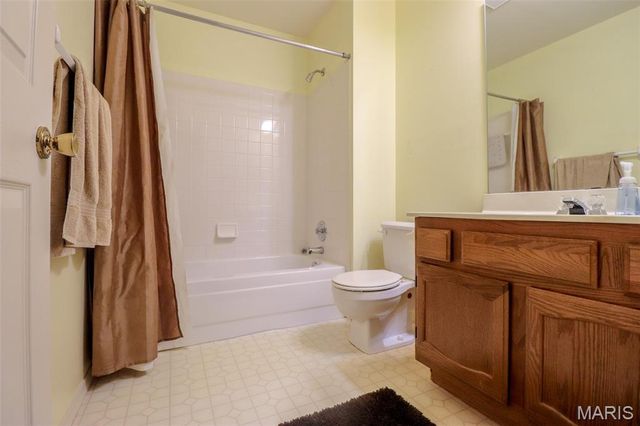 1341 Montevale Court, Fenton, MO 63026