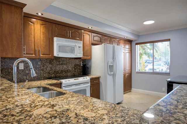 380 NW 67th Street Apt 101, Boca Raton, FL 33487