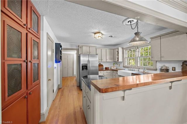 502 W Hunter Street, Madison, NC 27025
