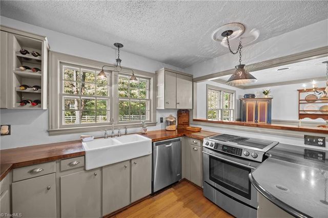 502 W Hunter Street, Madison, NC 27025