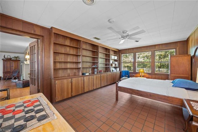 502 W Hunter Street, Madison, NC 27025