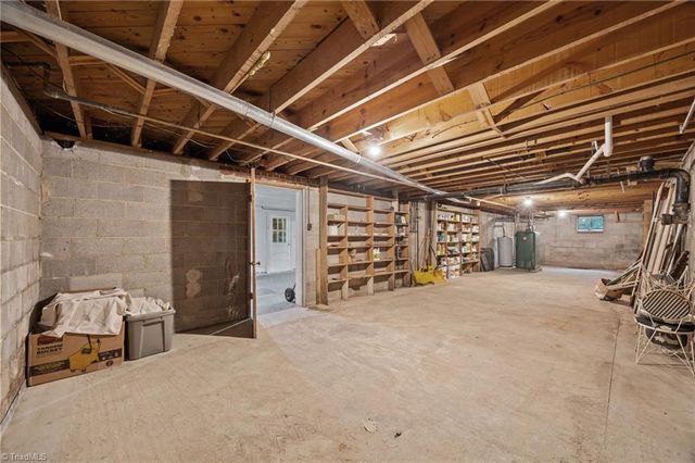 502 W Hunter Street, Madison, NC 27025