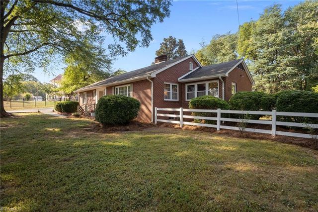 502 W Hunter Street, Madison, NC 27025