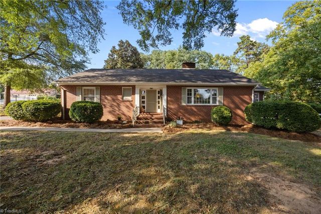 502 W Hunter Street, Madison, NC 27025