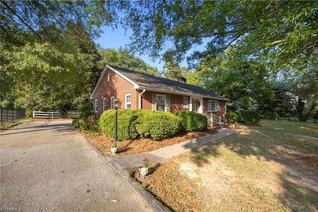 502 W Hunter Street, Madison, NC 27025