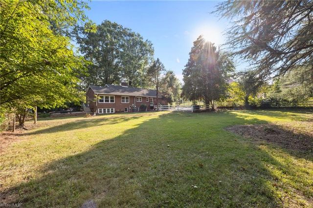 502 W Hunter Street, Madison, NC 27025
