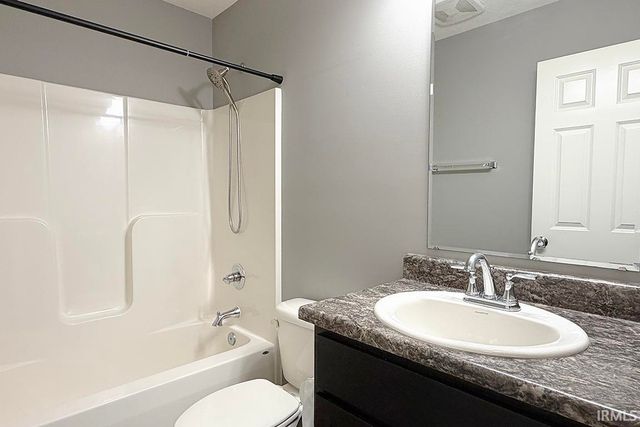 18352 Lanner Court, New Paris, IN 46553