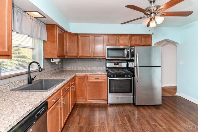 5618 Leumas Road, Green Twp, OH 45239