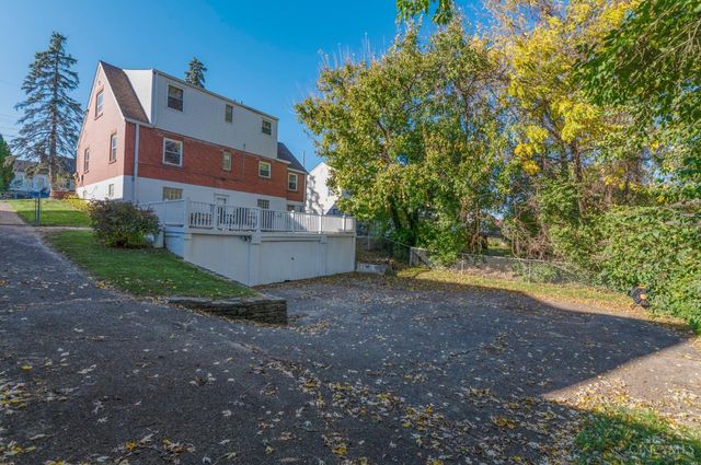 5618 Leumas Road, Green Twp, OH 45239