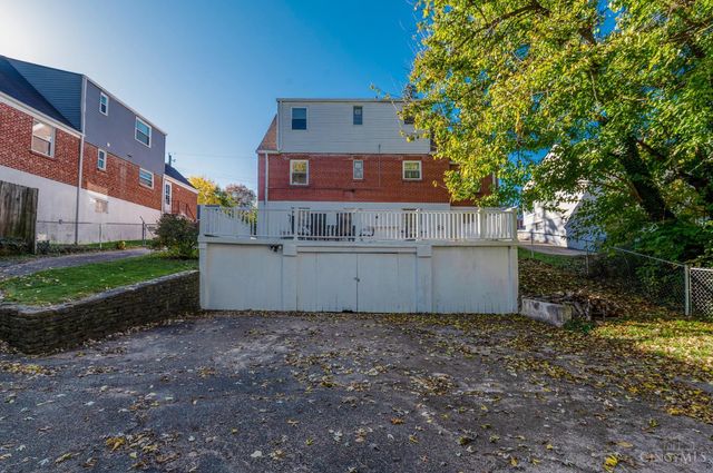 5618 Leumas Road, Green Twp, OH 45239