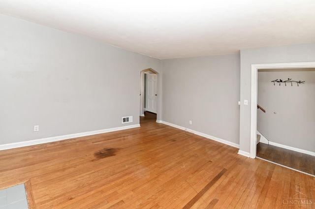 5618 Leumas Road, Green Twp, OH 45239