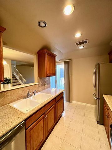 8340 Fathom CIR 103, Austin, TX 78750