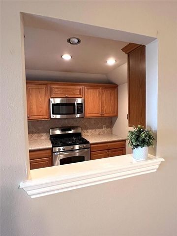 8340 Fathom CIR 103, Austin, TX 78750