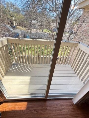 8340 Fathom CIR 103, Austin, TX 78750