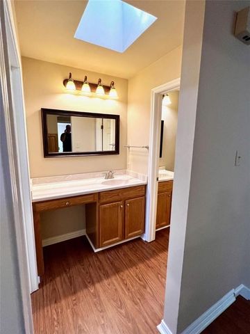 8340 Fathom CIR 103, Austin, TX 78750