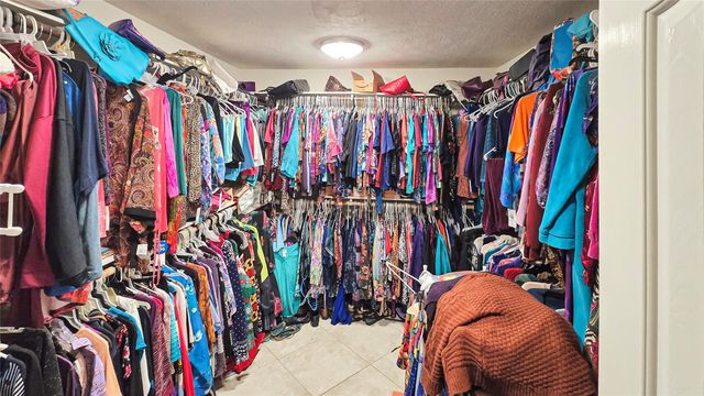 2170 Santa Cruz Lane, League City, TX 77573