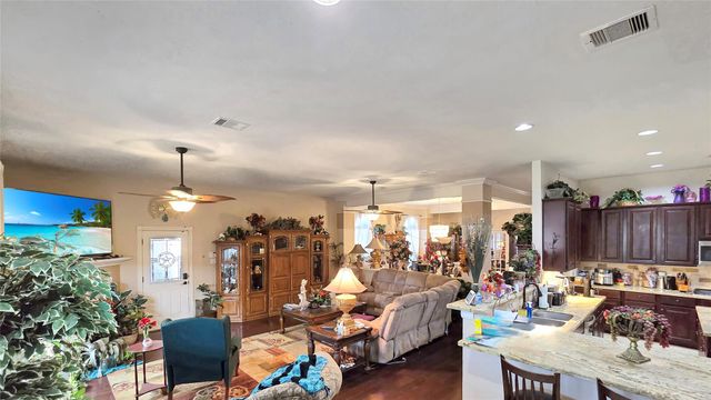 2170 Santa Cruz Lane, League City, TX 77573