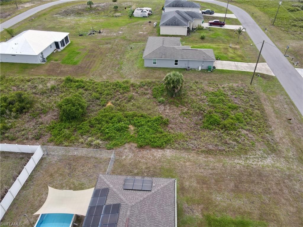 9042 Green CIR, LABELLE, FL 33935 — photo 4