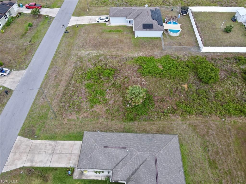 9042 Green CIR, LABELLE, FL 33935 — photo 5