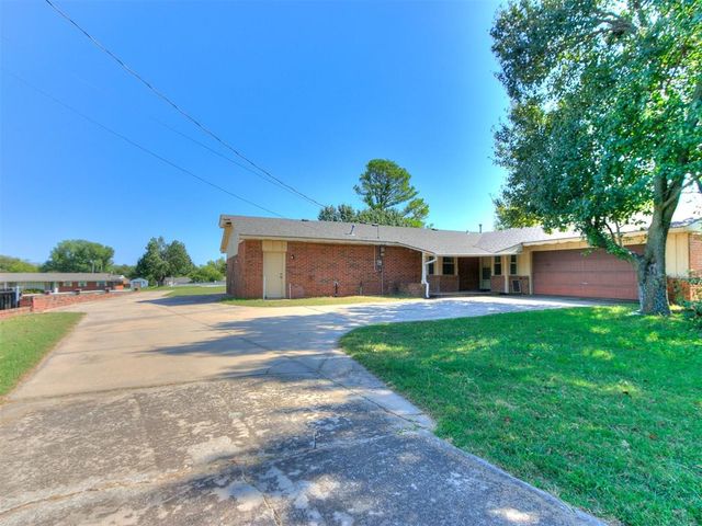 2428 NE 9th Avenue, Norman, OK 73071