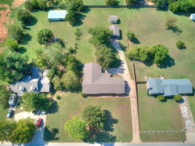 2428 NE 9th Avenue, Norman, OK 73071