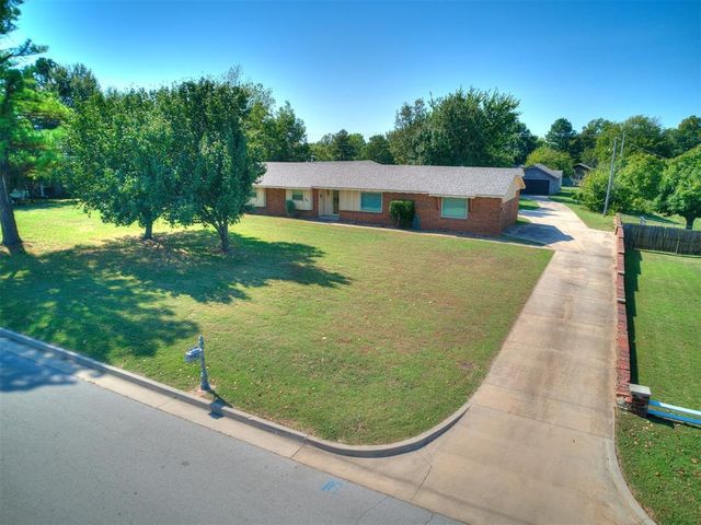 2428 NE 9th Avenue, Norman, OK 73071