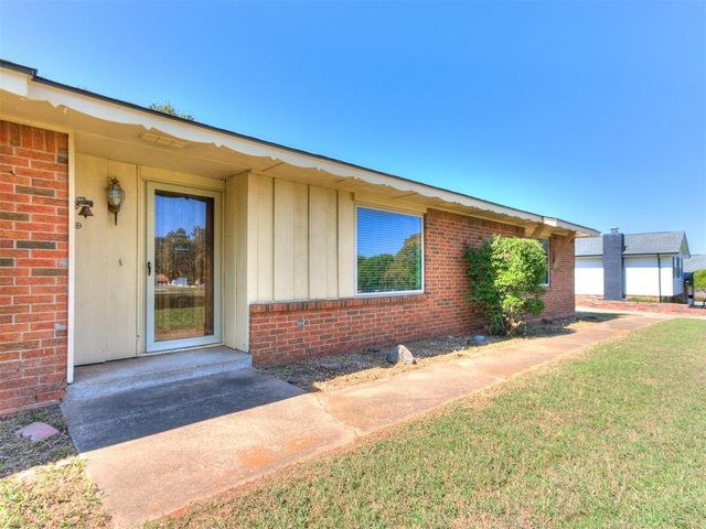 2428 NE 9th Avenue, Norman, OK 73071