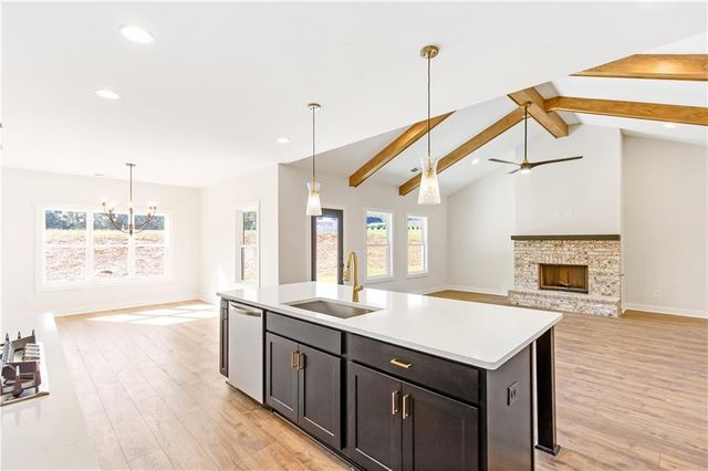 102 Red Oak Lane, Carrollton, GA 30116