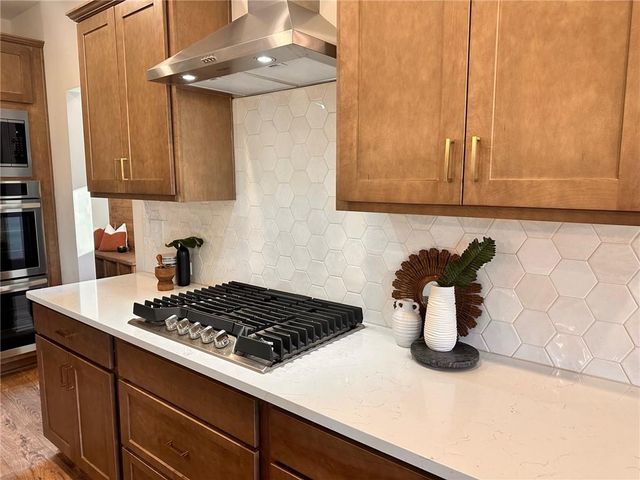 102 Red Oak Lane, Carrollton, GA 30116