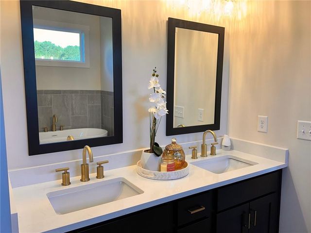 102 Red Oak Lane, Carrollton, GA 30116