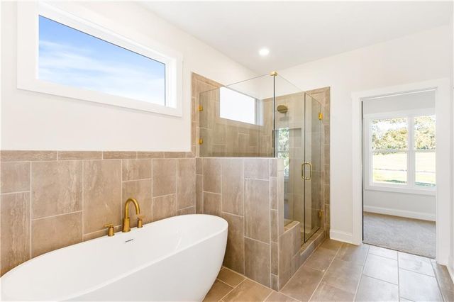 102 Red Oak Lane, Carrollton, GA 30116