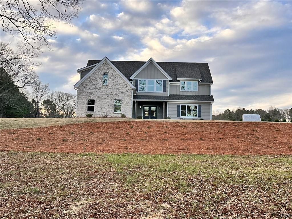 102 Red Oak Lane, Carrollton, GA 30116