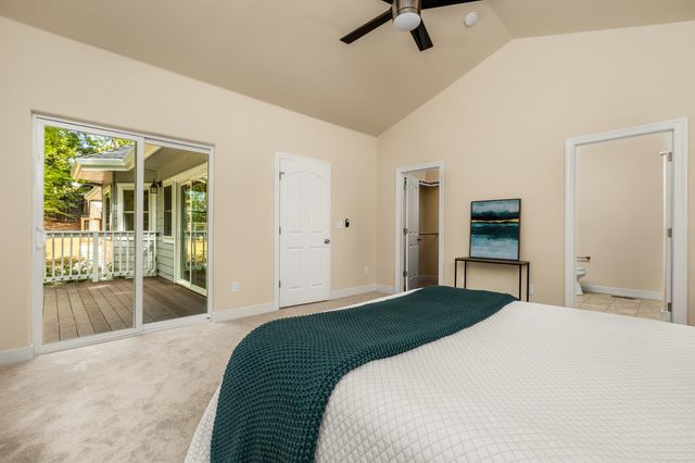 11852 Black Oak Dr, Nevada City, CA 95959