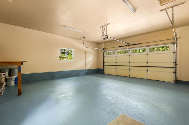 11852 Black Oak Dr, Nevada City, CA 95959