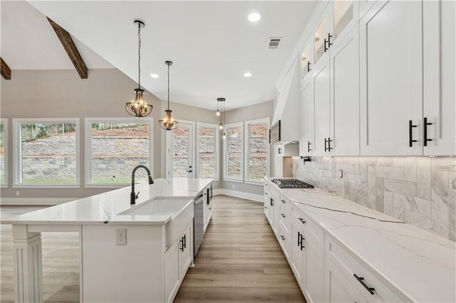 6029 Wellington Avenue, Gainesville, GA 30506