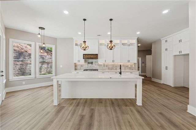 6029 Wellington Avenue, Gainesville, GA 30506