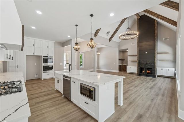 6029 Wellington Avenue, Gainesville, GA 30506