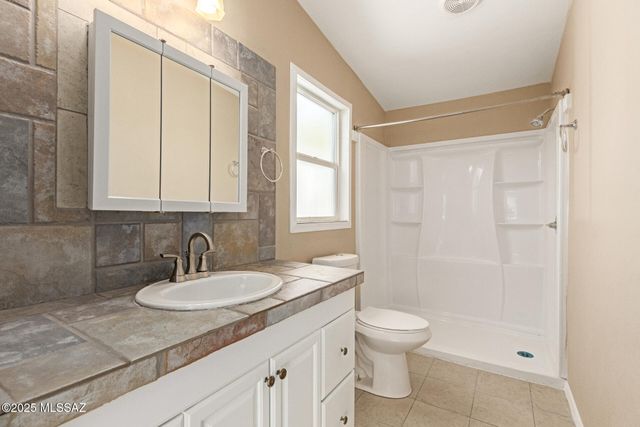 14587 N Twin Lakes Drive, Tucson, AZ 85739