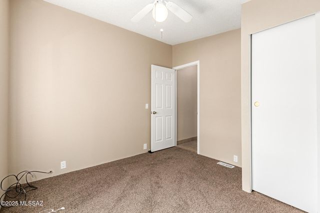 14587 N Twin Lakes Drive, Tucson, AZ 85739