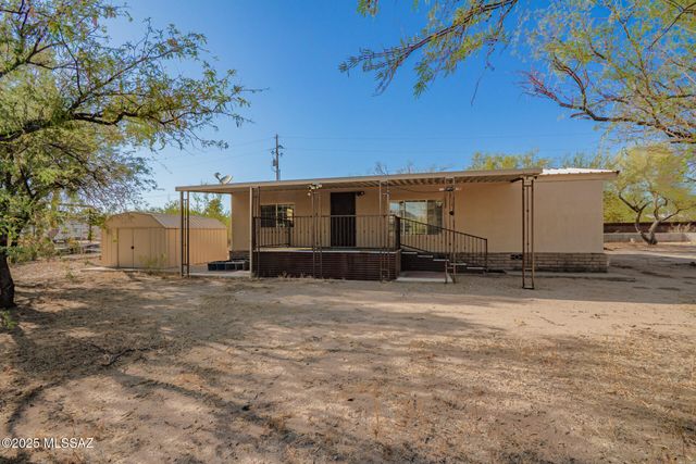 14587 N Twin Lakes Drive, Tucson, AZ 85739