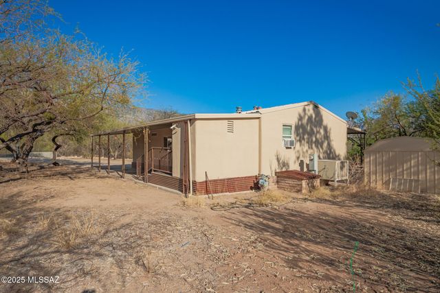 14587 N Twin Lakes Drive, Tucson, AZ 85739