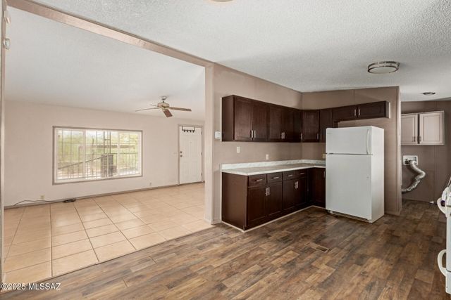 14587 N Twin Lakes Drive, Tucson, AZ 85739