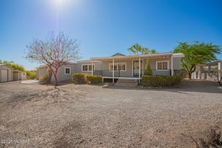 14587 N Twin Lakes Drive, Tucson, AZ 85739