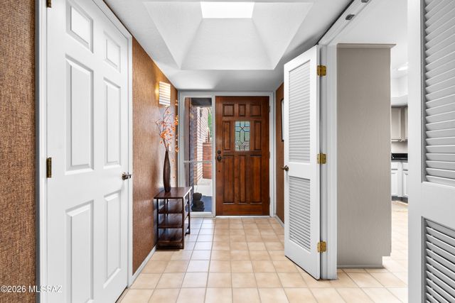 6591 E Via Algardi, Tucson, AZ 85750