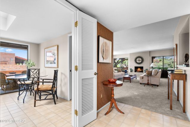 6591 E Via Algardi, Tucson, AZ 85750