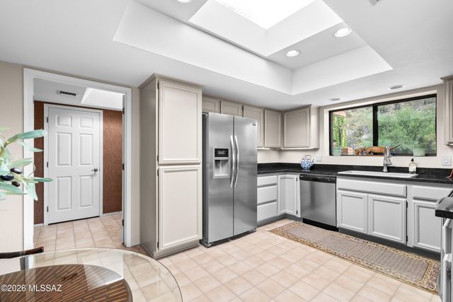 6591 E Via Algardi, Tucson, AZ 85750