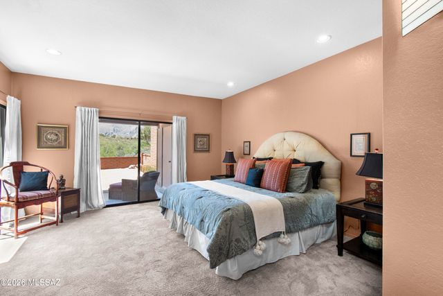 6591 E Via Algardi, Tucson, AZ 85750