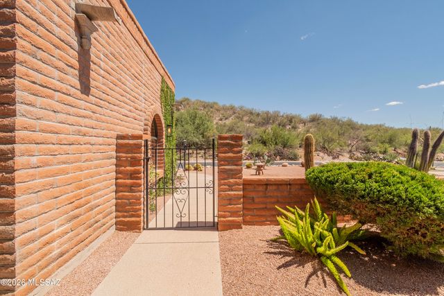 6591 E Via Algardi, Tucson, AZ 85750