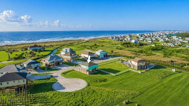 4305 Bolivar Circle, Port Bolivar, TX 77650